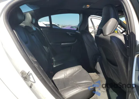 2016 Volvo S60 Polestar из США, поврежденный, VIN YV149MTS6G2414579